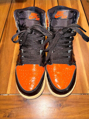 Nike Air Jordan 1 Retro High OG High Top Sneakers Black & Orange US 4.5